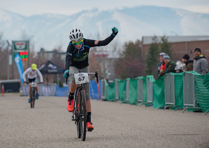 Porter Melvin pulls ahead